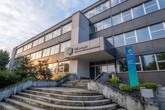 Überbetriebliche Kurse EAZ schulintern | Kompass-Lernplattform